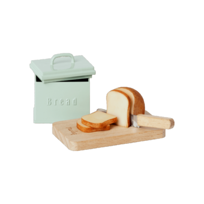 MAILEG Duoninė su priedais